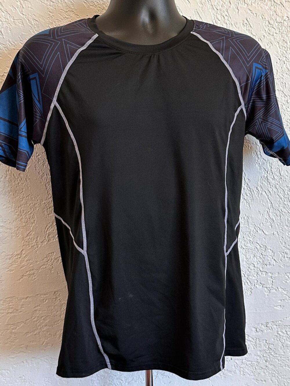 Men's Unbranded Performance Workout Athletic Shirt Gym Activewear